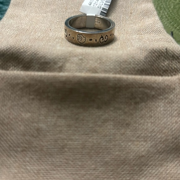 Gucci Green and Beige Box with silver ring - Picture 4 of 7
